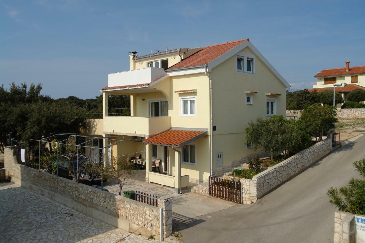 Apartmani Štambuk Mandre Bagian luar foto